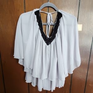 Grey shirt with black lace